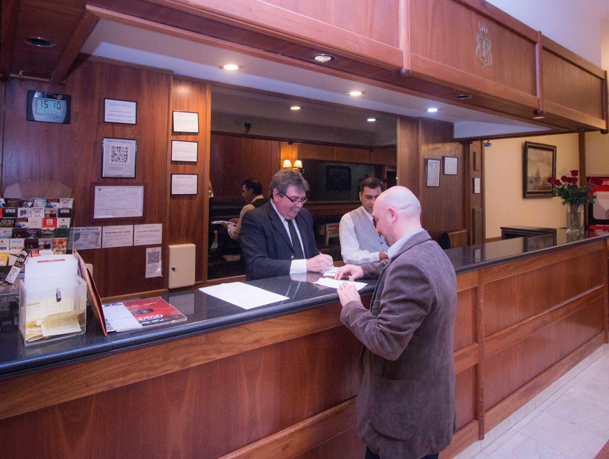Regis Orho Hotel Buenos Aires Exterior photo